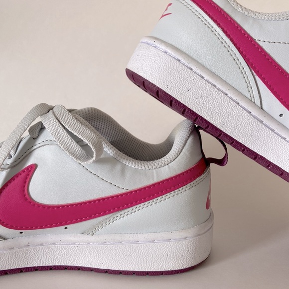 NIKE COURT VISION, PINK, GREY, WHITE. KIDS SIZE 5 - Picture 6 of 6